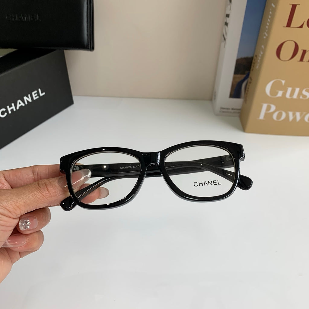 Chanel Blue-Light Fashion Silver Lens Sunglasses for Men & Women - 398585 - detail image 3