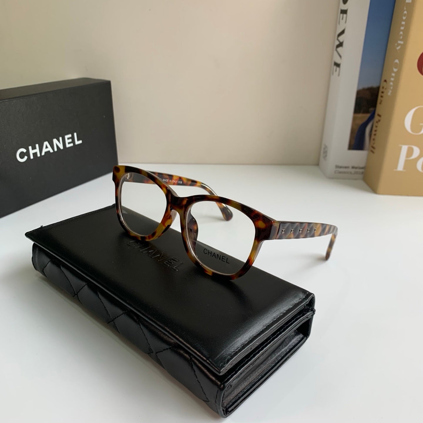 Chanel Blue-Light Fashion Silver Lens Sunglasses for Men & Women - 398586 - detail image 4