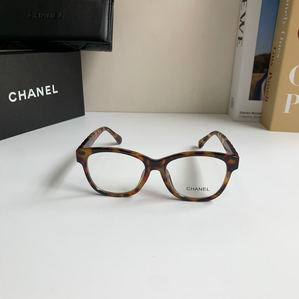 Chanel Blue-Light Fashion Silver Lens Sunglasses for Men & Women - 398586 - detail image 5