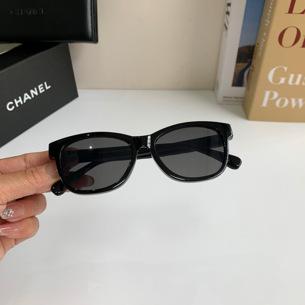 Chanel Blue-Light Fashion Black Lens Sunglasses for Men & Women - 398587 - detail image 3