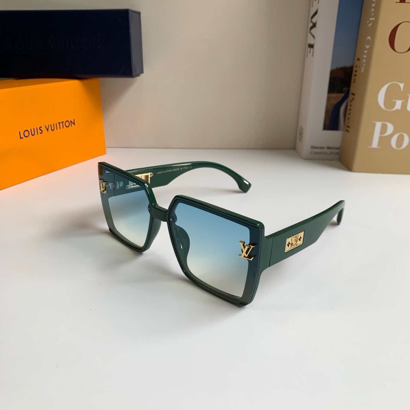 Louis Vuitton Square Blue Lens Sunglasses for Men & Women - 486141 - detail image 2