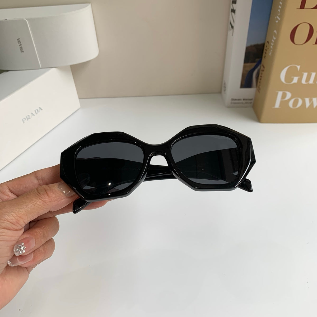 Prada Fashion Black Lens Sunglasses for Men & Women - 415688 - detail image 4