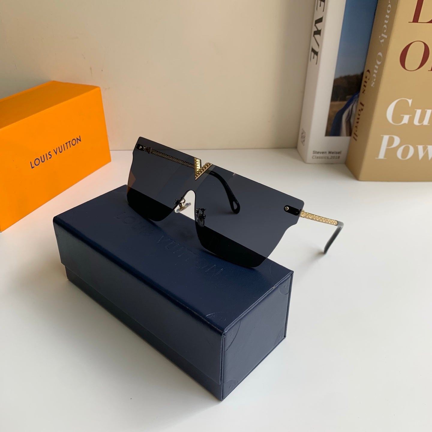 Louis Vuitton Square Silver Lens Sunglasses for Men & Women - 371374 - detail image 5