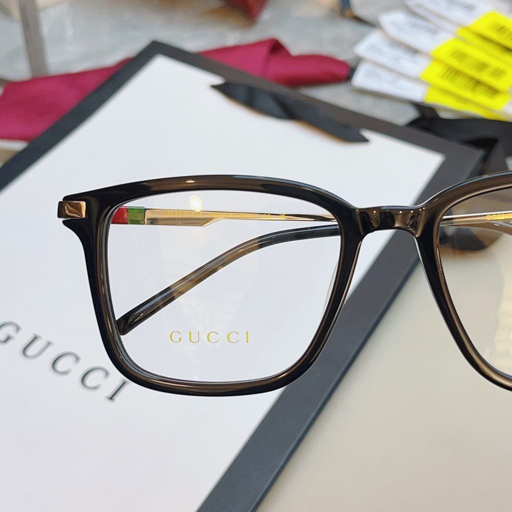 Gucci GG2246SK Fashion Black Lens Sunglasses for Men & Women
