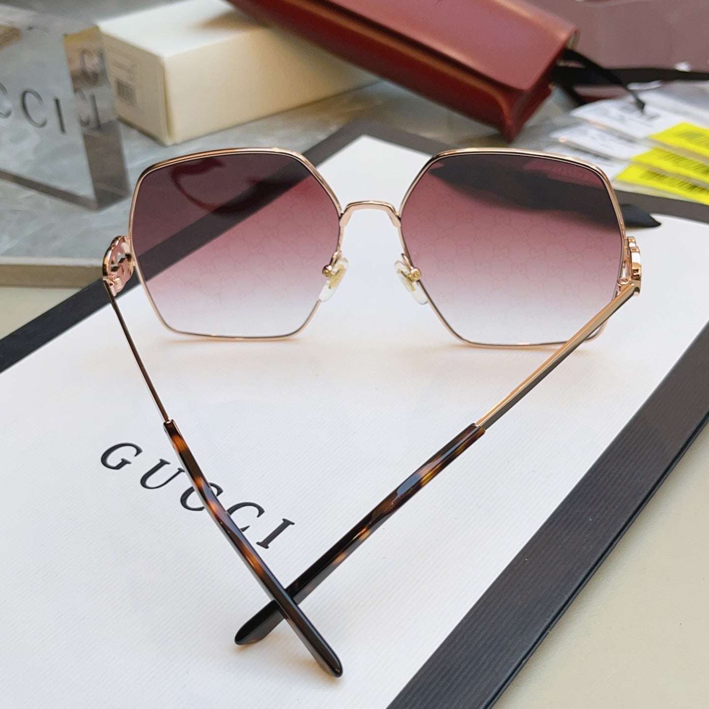 Gucci GG2163S Fashion Brown Lens Sunglasses for Men & Women - 431372 - detail image 8