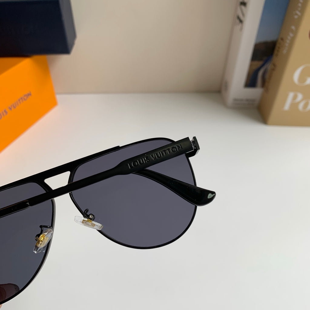 Louis Vuitton Metal Aviator Silver Lens Sunglasses for Men & Women - 431239 - detail image 8