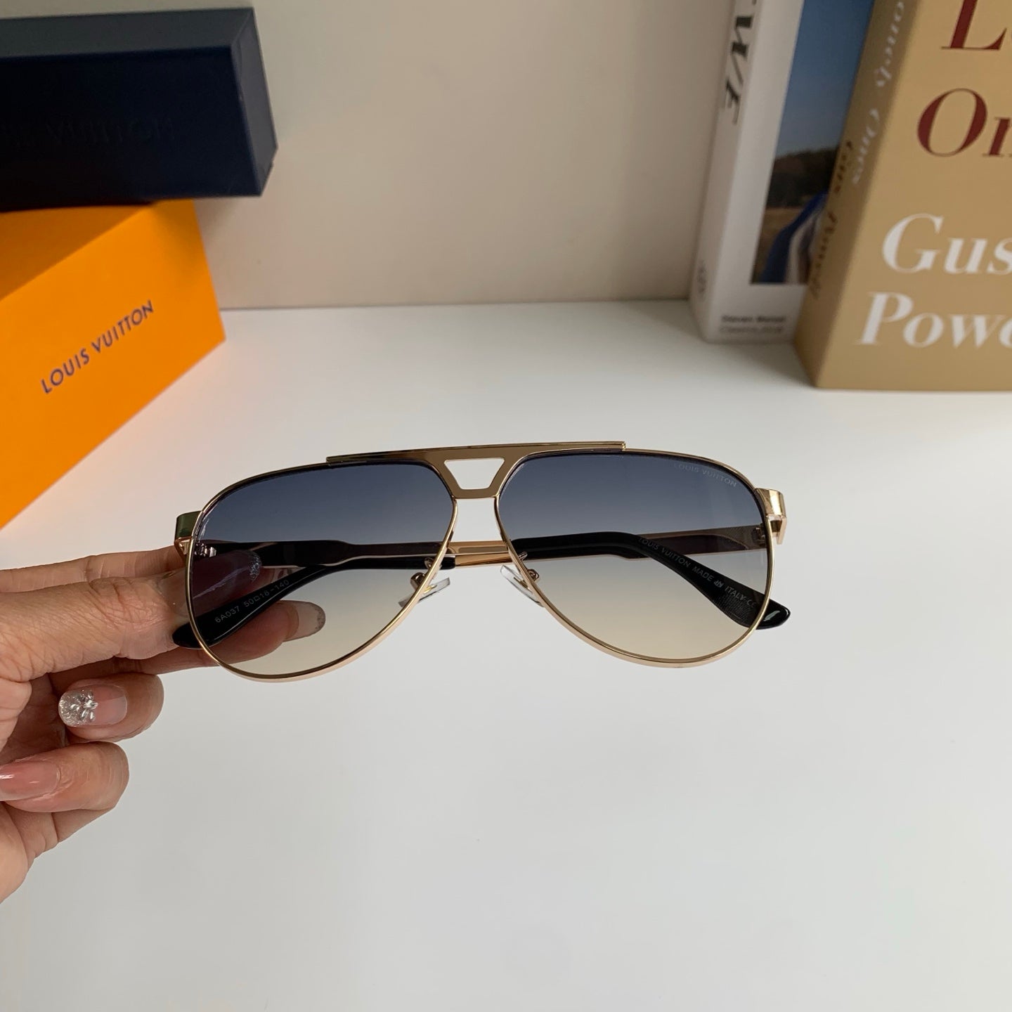 Louis Vuitton Metal Aviator Silver Lens Sunglasses for Men & Women - 431240 - detail image 3