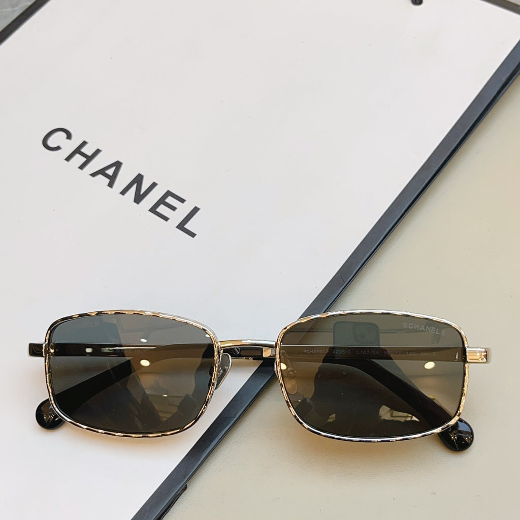 Chanel CH4295-S Fashion Black Lens Sunglasses for Men & Women - 431592