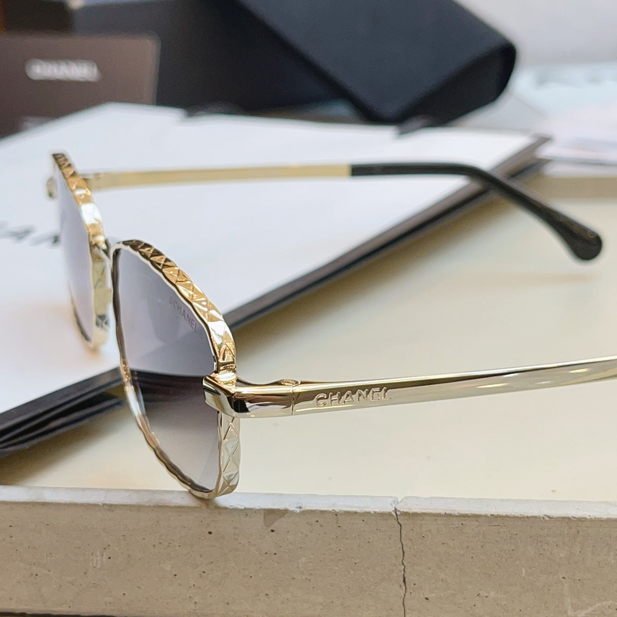 Chanel CH4295-S Fashion Black Lens Sunglasses for Men & Women - 431592 - detail image 7