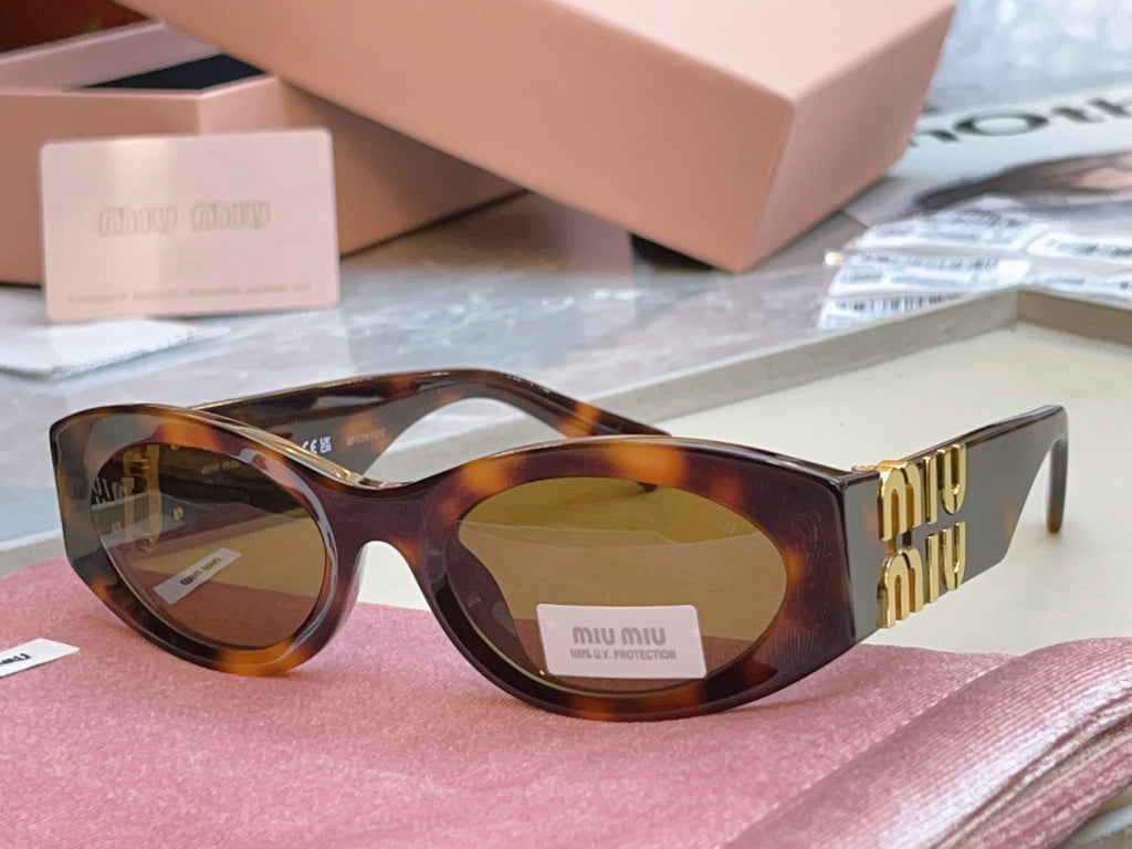 Miu Miu Fashion Purple Lens Sunglasses for Men & Women - 382982 - detail image 3