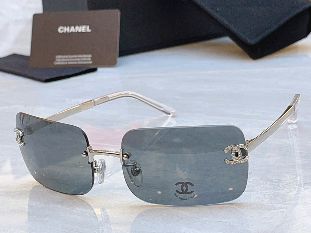 Chanel CH4218 Fashion Silver Lens Sunglasses for Men & Women - detail image 7