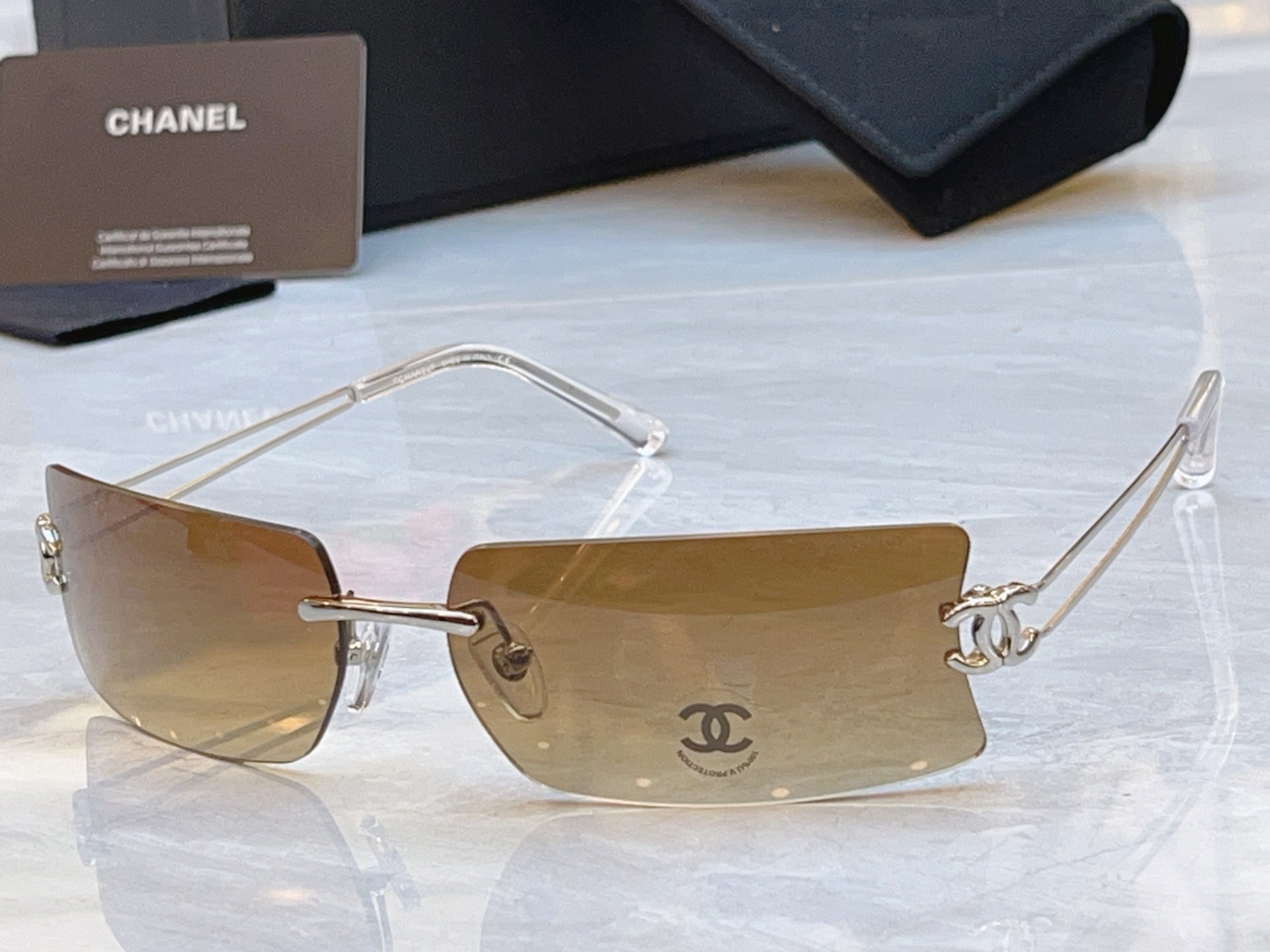 Chanel CH4051 Fashion Brown Lens Sunglasses for Men & Women - detail image 4