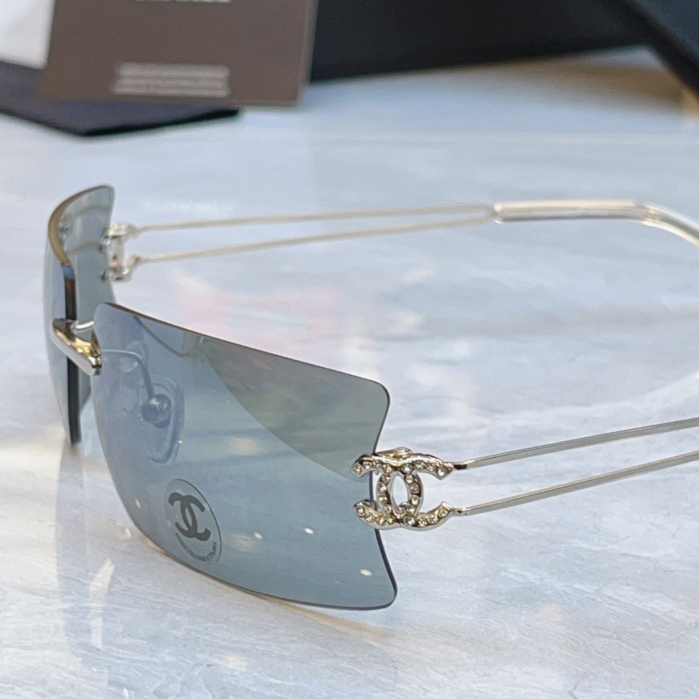 Chanel CH4051 Fashion Brown Lens Sunglasses for Men & Women - detail image 9