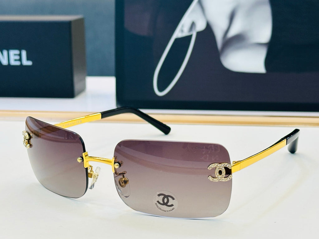 Chanel CH4218 Fashion Gray Lens Sunglasses for Men & Women - detail image 5