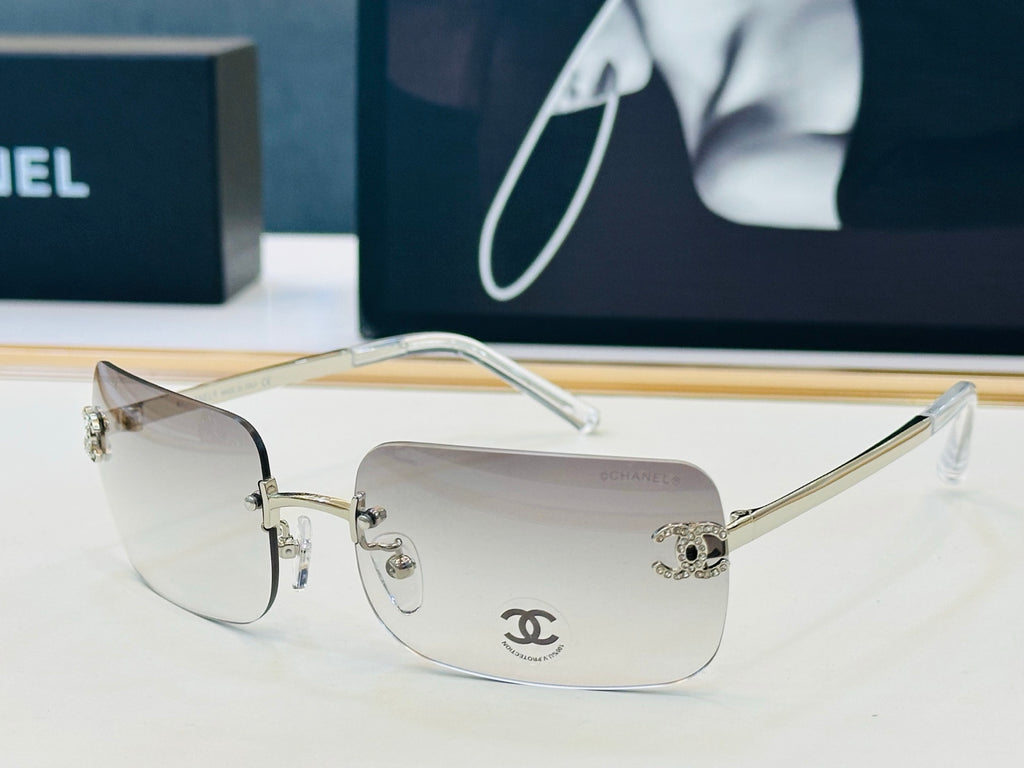 Chanel CH4218 Fashion Gray Lens Sunglasses for Men & Women - detail image 7