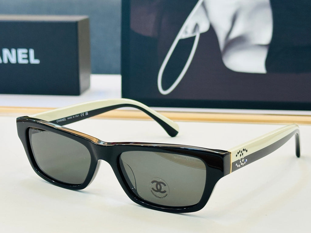 Chanel CH5561B Fashion Blue Lens Sunglasses for Men & Women