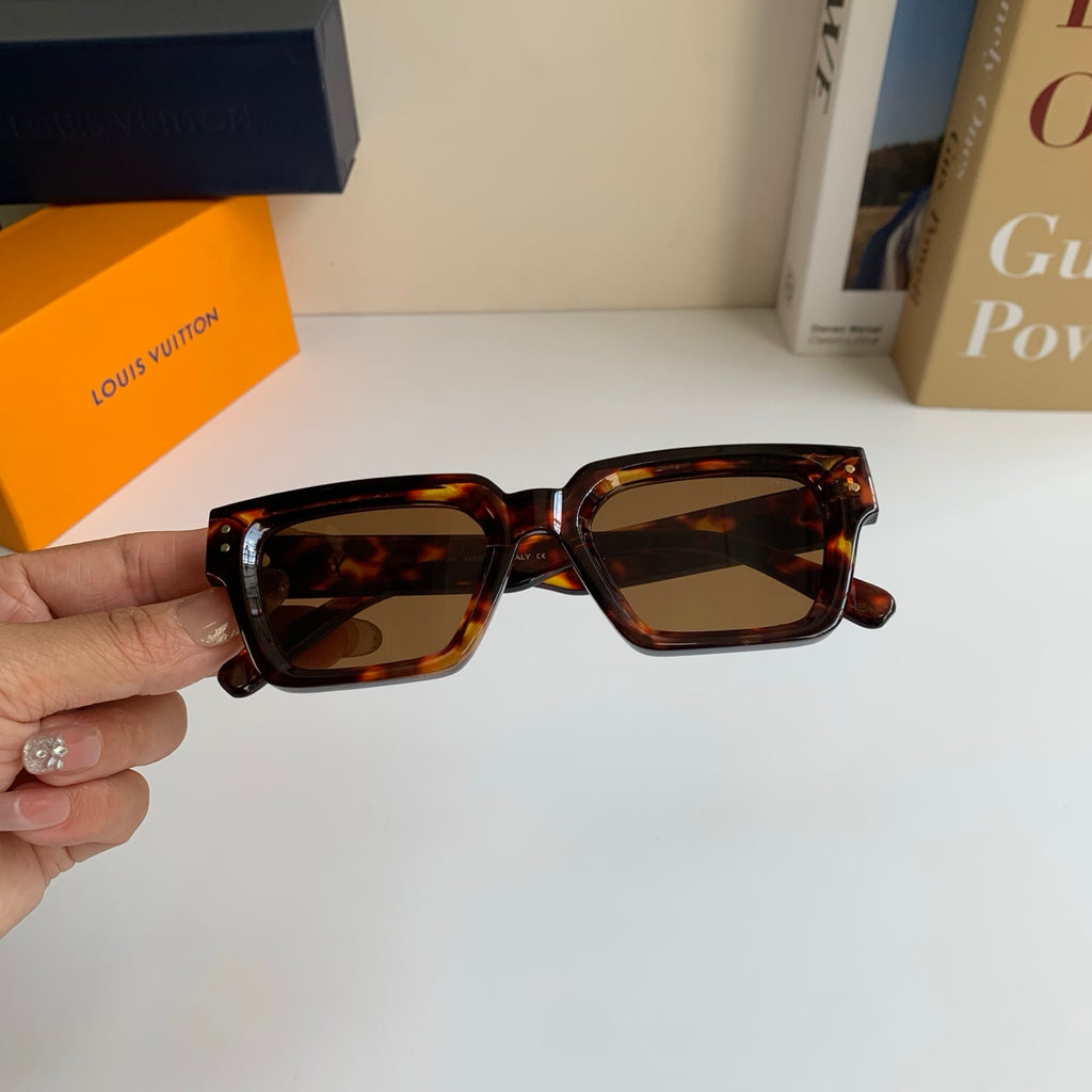 Louis Vuitton Square Brown Lens Sunglasses for Men & Women - 493142 - detail image 3
