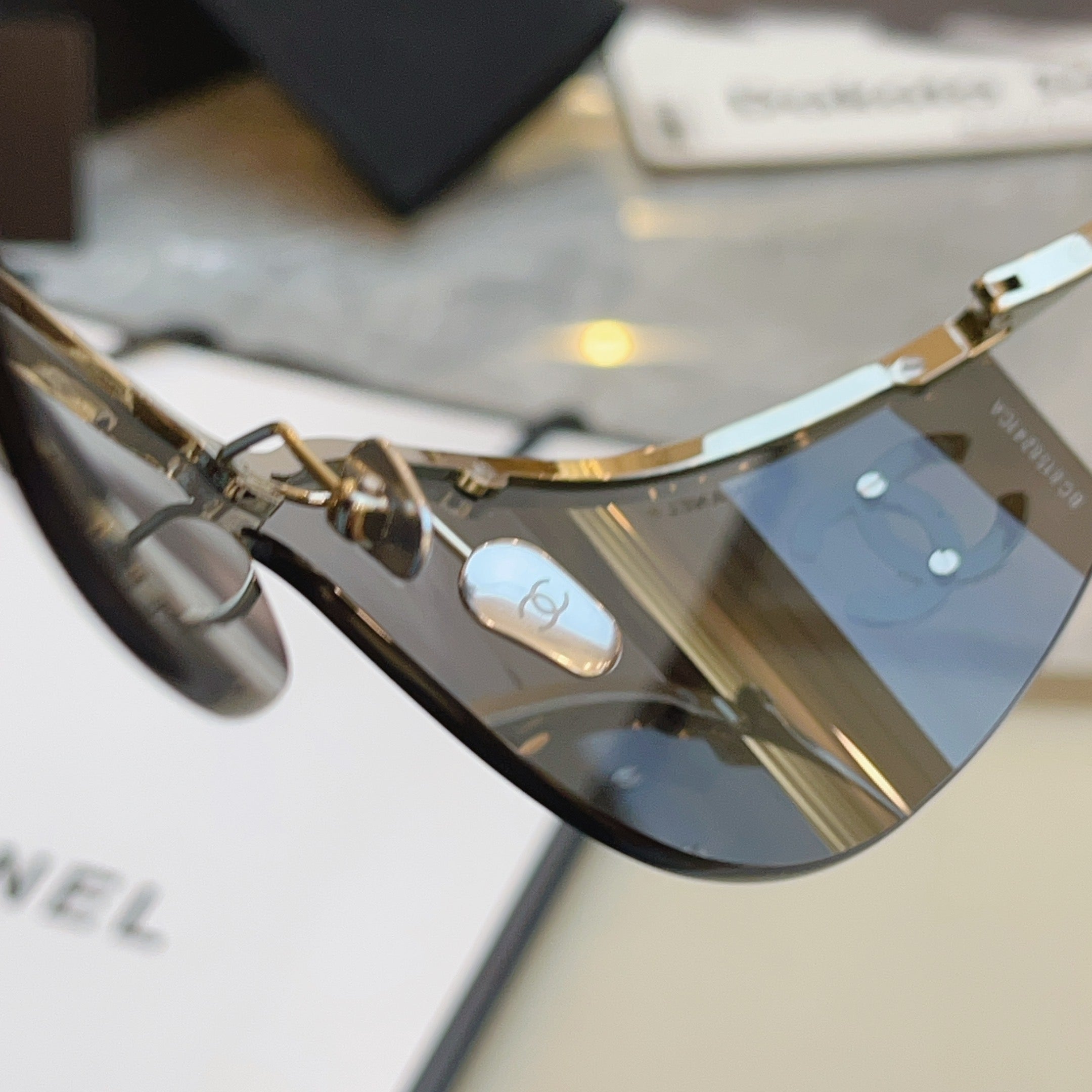 Chanel CH9582 Fashion Gray Lens Sunglasses for Men & Women - detail image 4