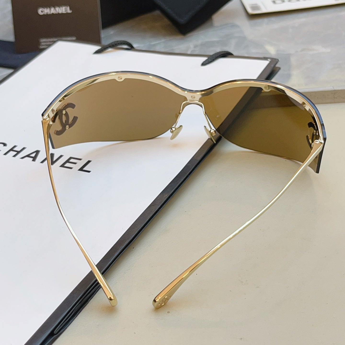 Chanel CH9582 Fashion Orange Lens Sunglasses for Men & Women - detail image 6