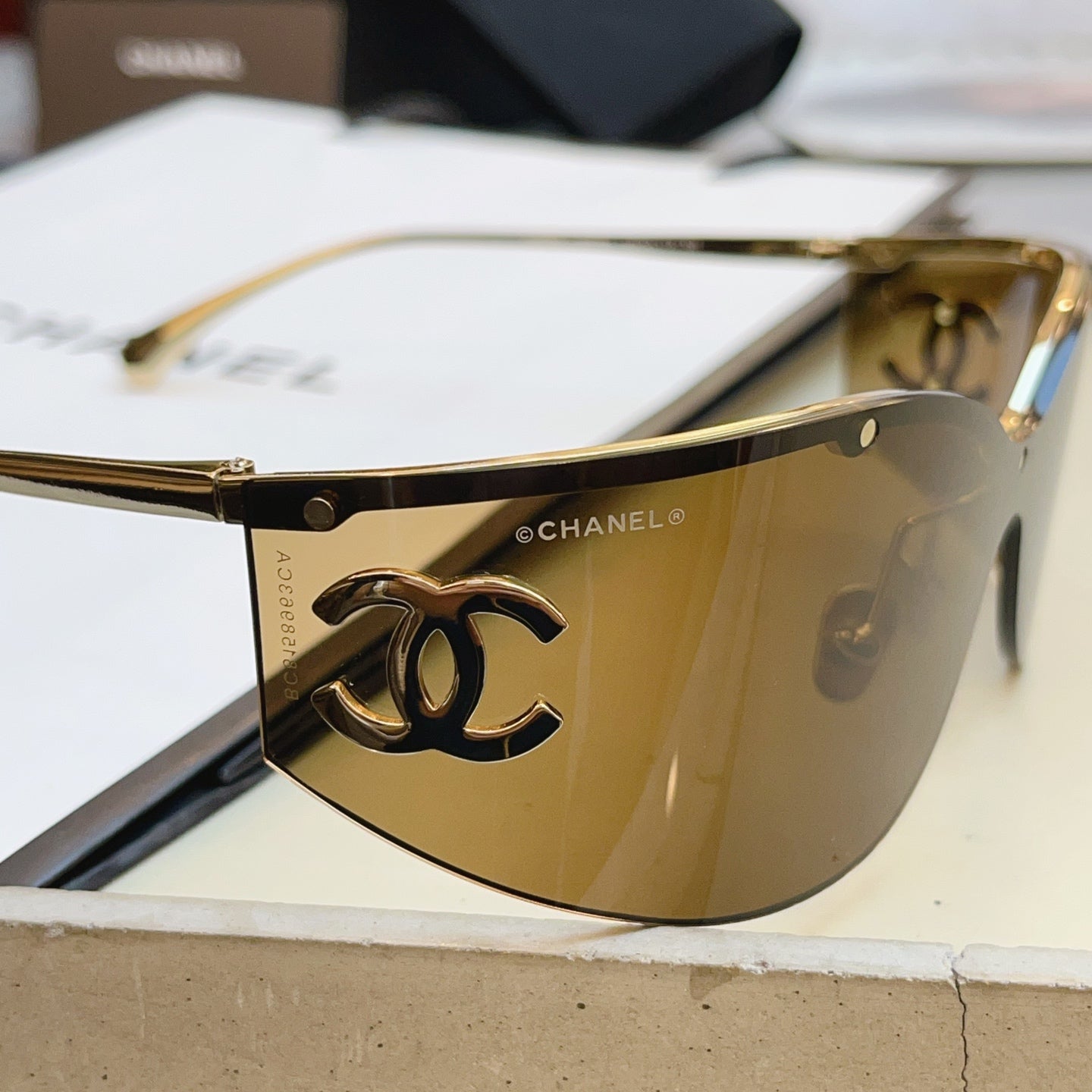 Chanel CH9582 Fashion Orange Lens Sunglasses for Men & Women - detail image 4