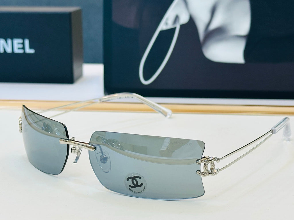 Chanel CH4051 Fashion Black Lens Sunglasses for Men & Women - detail image 5