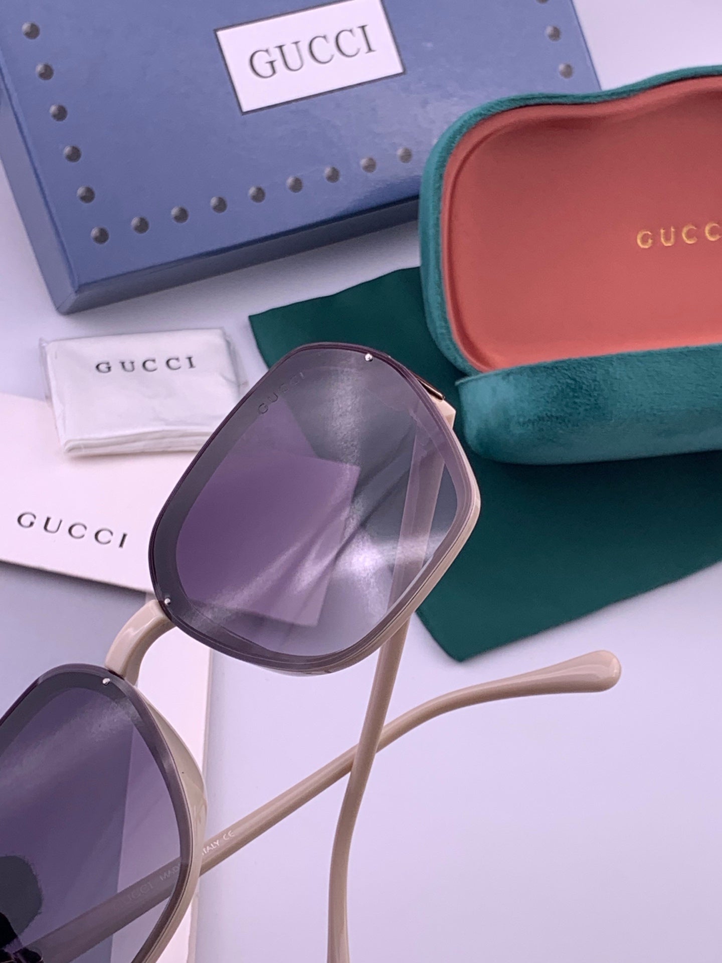 Gucci G313 Square Gold Lens Sunglasses for Men & Women - 398349 - detail image 6