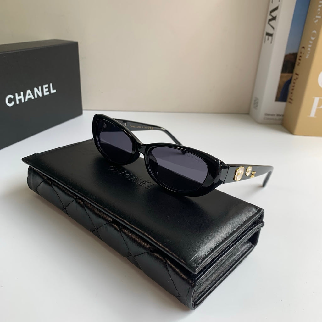 Chanel Cat-Eye Silver Lens Sunglasses for Men & Women - 486643 - detail image 4
