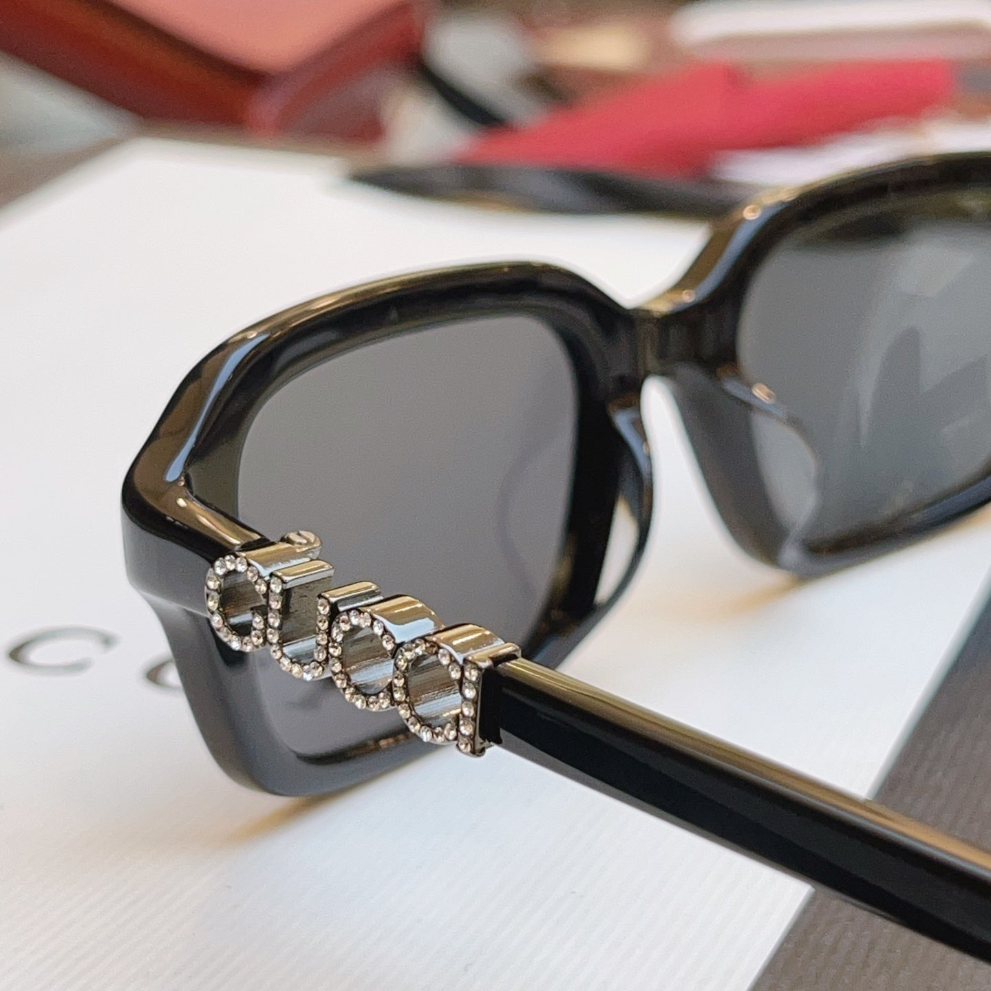 Gucci GG2152S Fashion Black Lens Sunglasses for Men & Women - 414966 - detail image 8