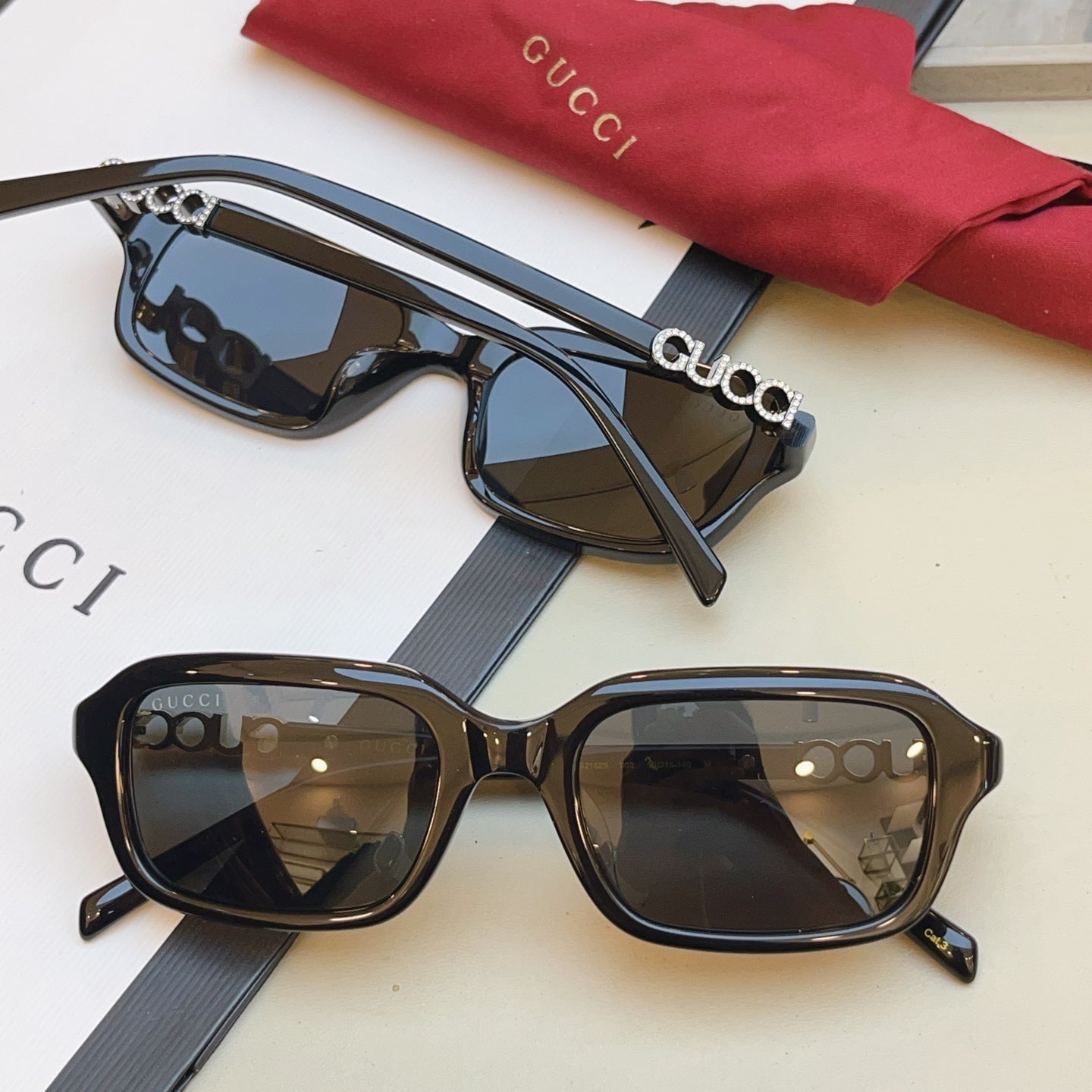 Gucci GG2152S Fashion Black Lens Sunglasses for Men & Women - 414966