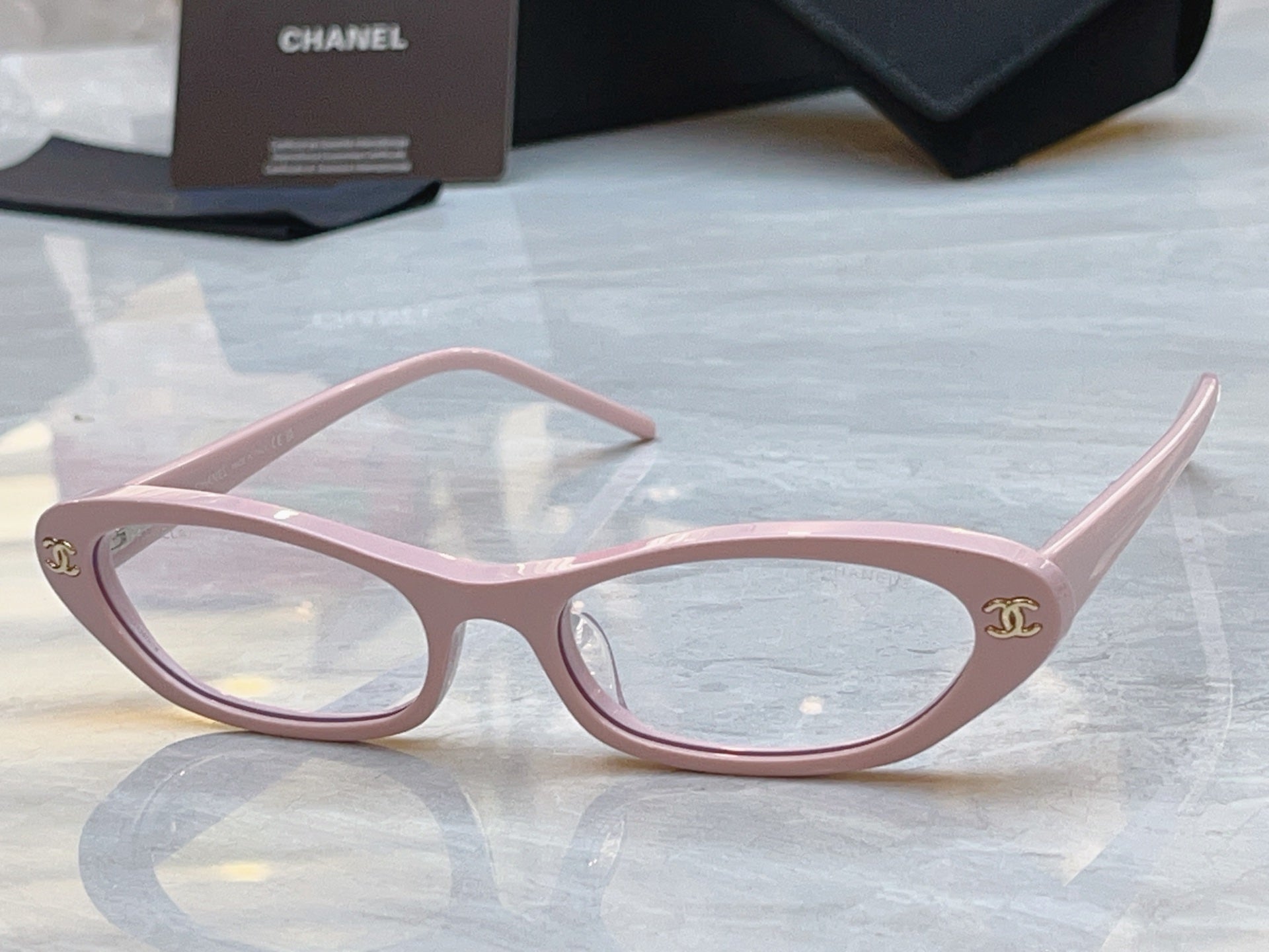 Chanel CH3025 Fashion Silver Lens Sunglasses for Men & Women - detail image 2