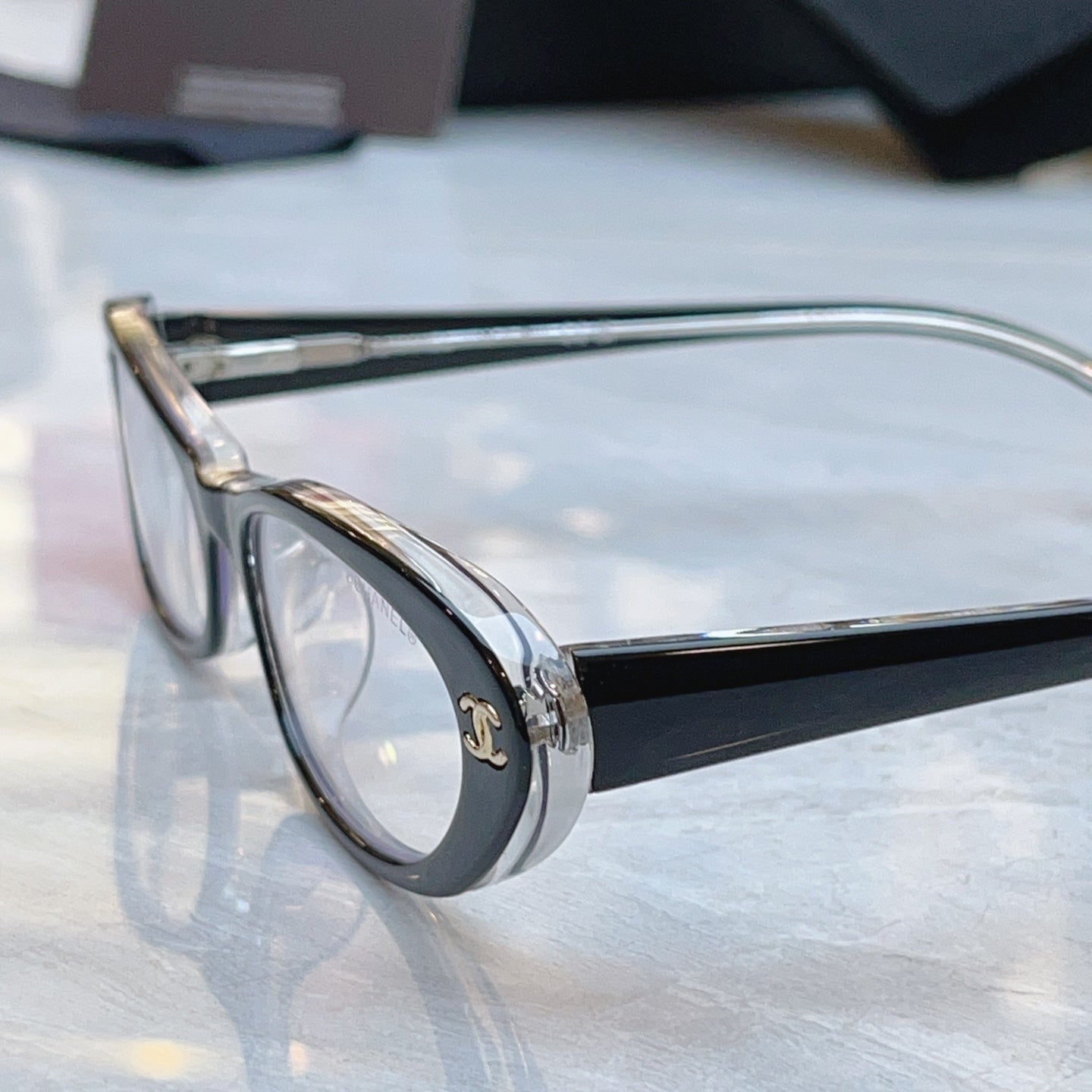 Chanel CH3025 Fashion Silver Lens Sunglasses for Men & Women - detail image 9