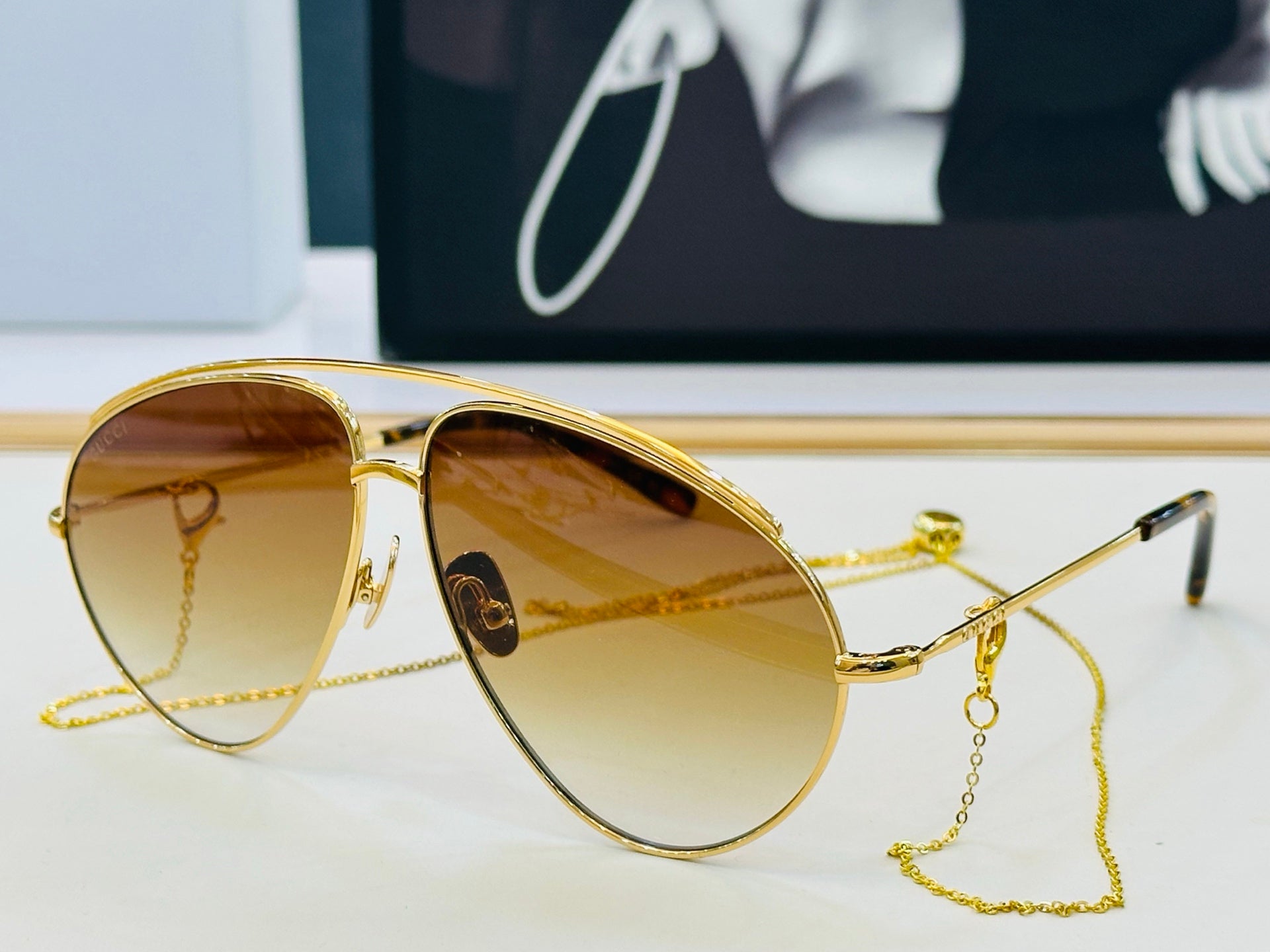 Gucci GG1654S Fashion Gold Lens Sunglasses for Men & Women - detail image 5
