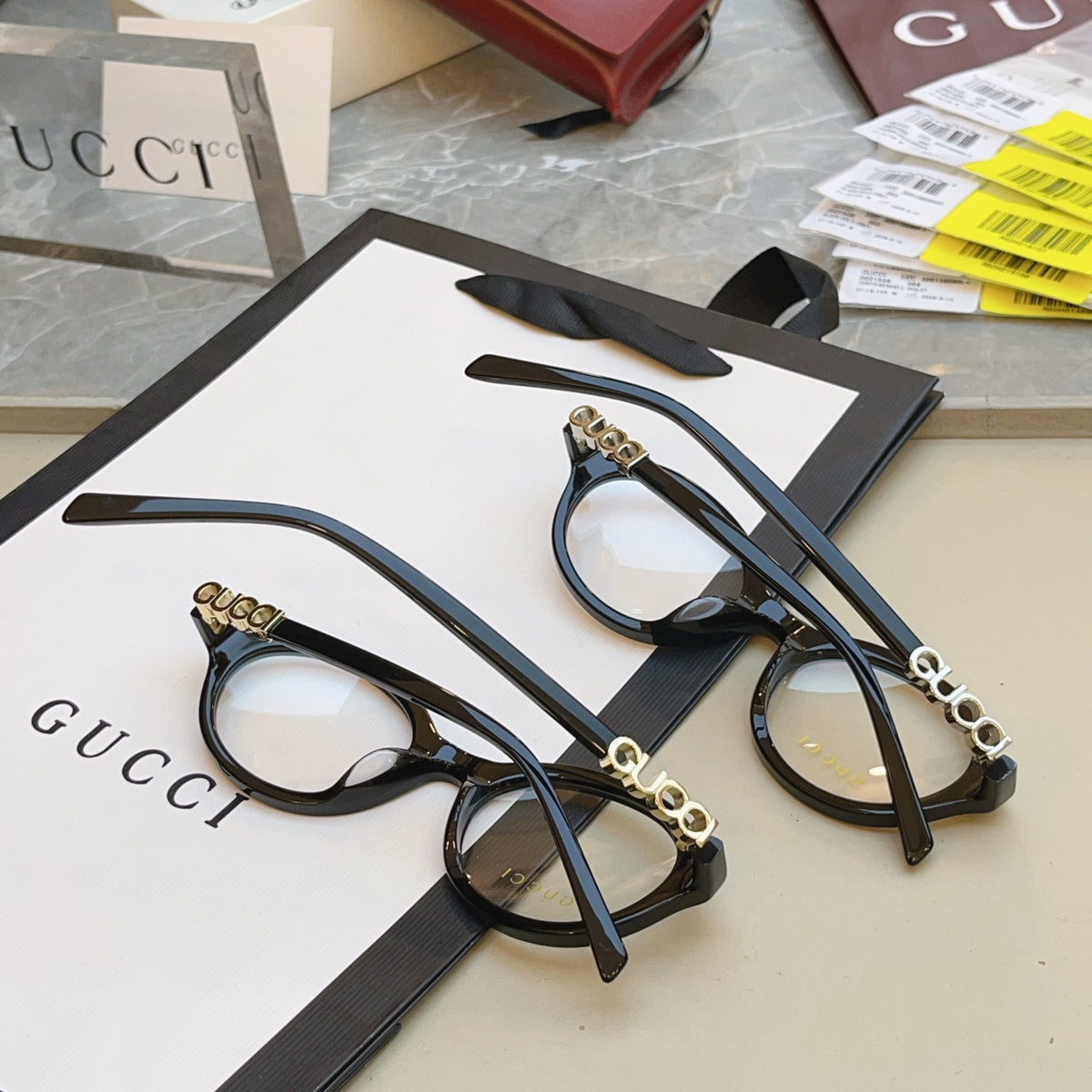 Gucci GG2153S Fashion Black Lens Sunglasses for Men & Women - 431484 - detail image 7