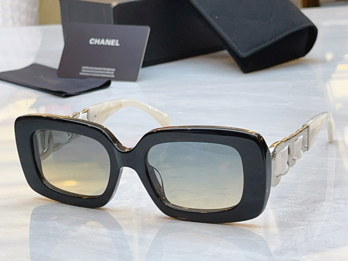 Chanel A71747 Fashion Black Lens Sunglasses for Men & Women - detail image 2