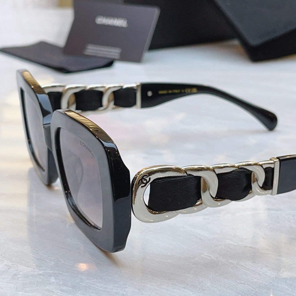 Chanel A71747 Fashion Black Lens Sunglasses for Men & Women - detail image 8