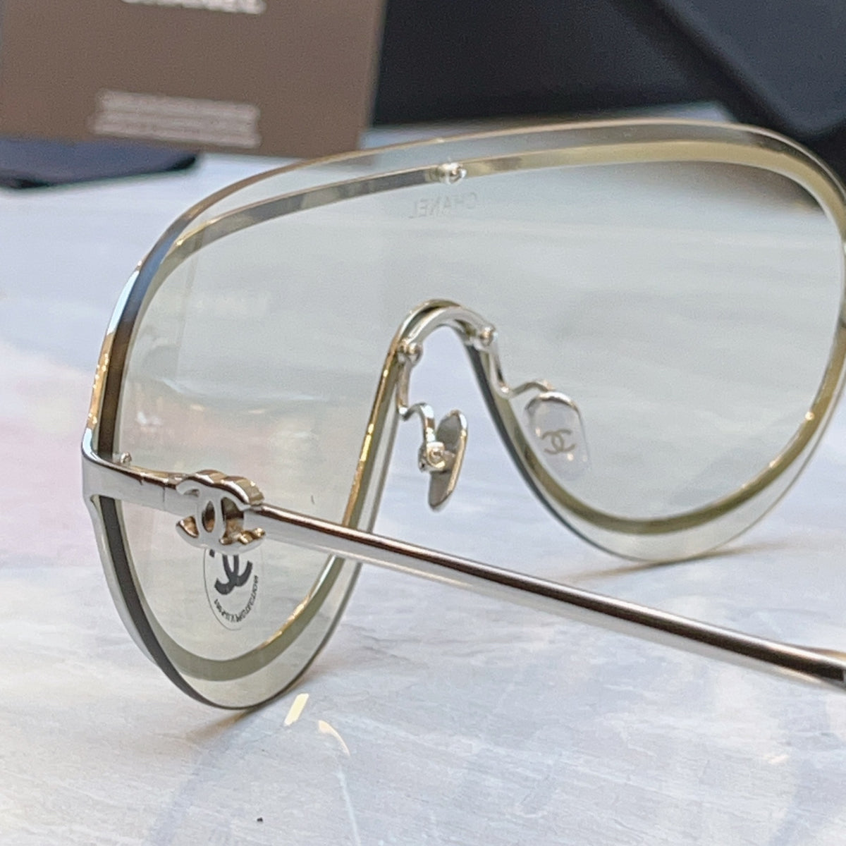 Chanel A71786 Fashion Gray Lens Sunglasses for Men & Women - detail image 8