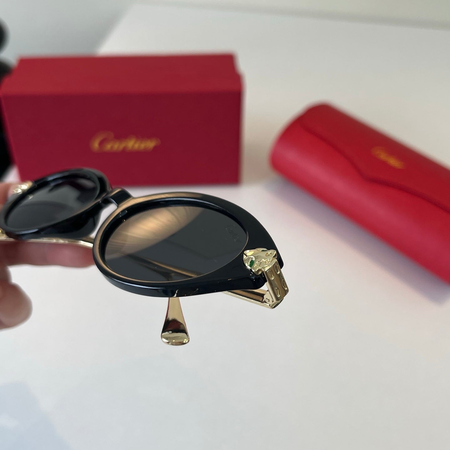 Cartier Lightweight Metal Rimless Silver Lens Sunglasses for Men & Wo - 465848 - detail image 5