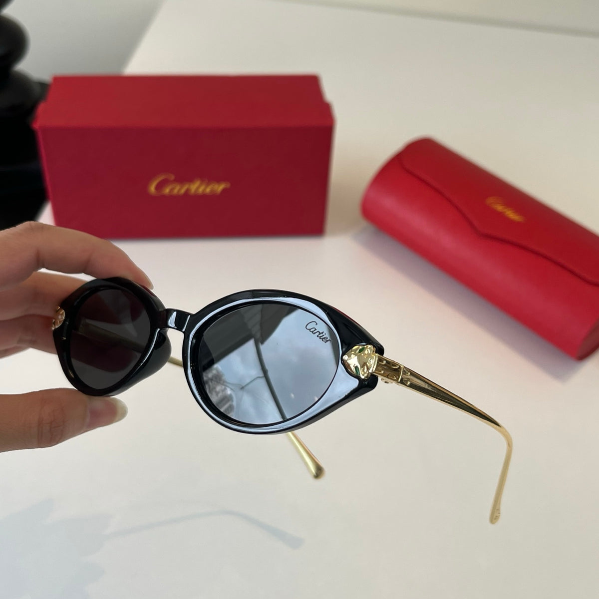 Cartier Lightweight Metal Rimless Silver Lens Sunglasses for Men & Wo - 465848 - detail image 8