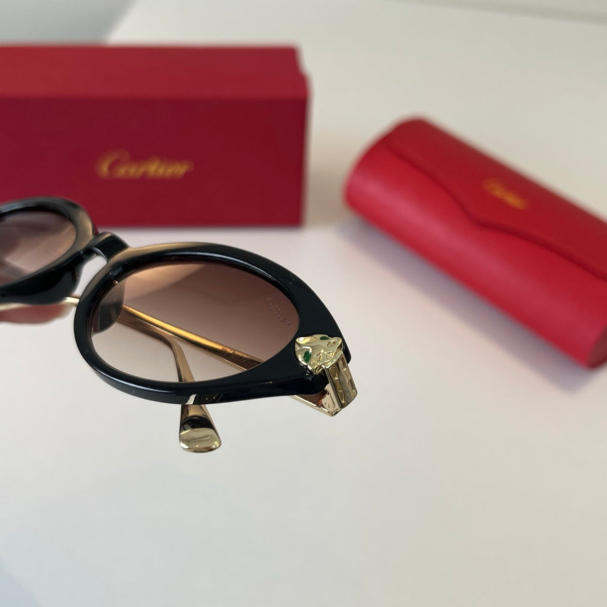 Cartier Lightweight Metal Rimless Silver Lens Sunglasses for Men & Wo - 487274 - detail image 5