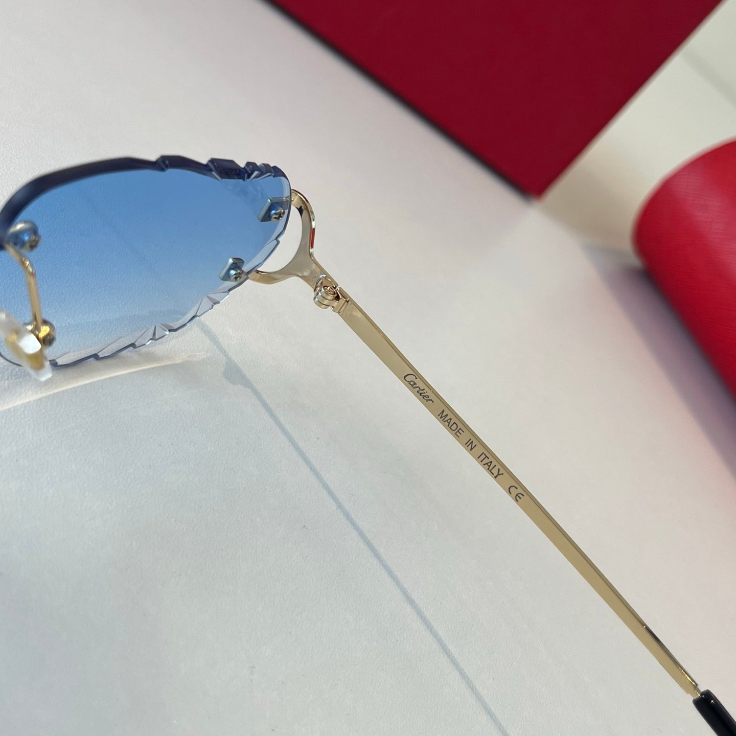 Cartier Lightweight Metal Rimless Blue Lens Sunglasses for Men & Wome - 487279 - detail image 9