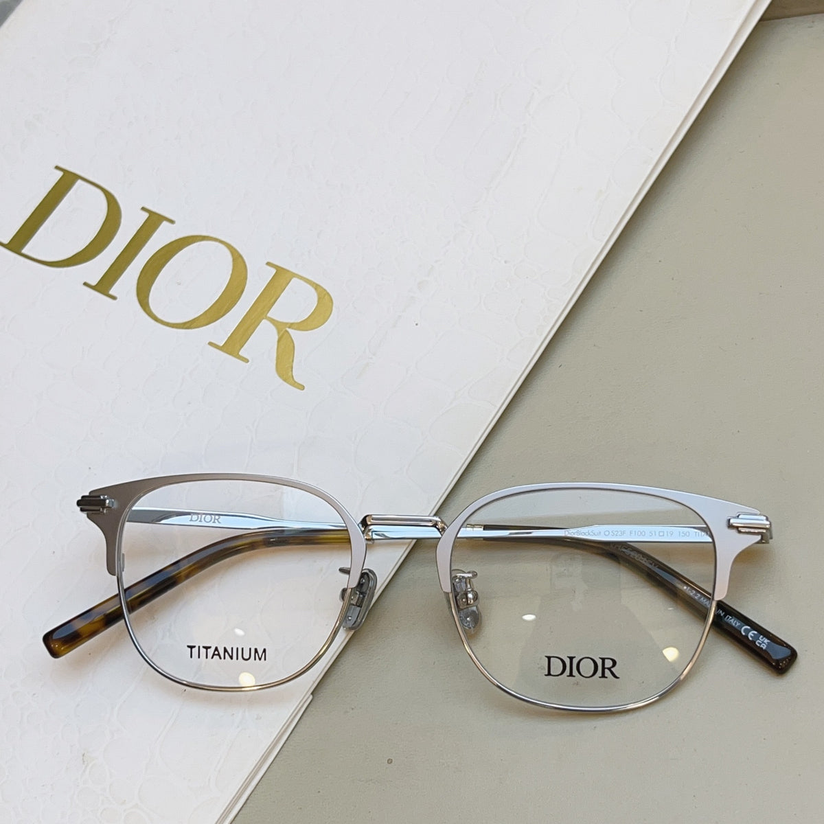 Dior DIOR Titanium Fashion Silver Lens Sunglasses for Men & Women - 465391 - detail image 4