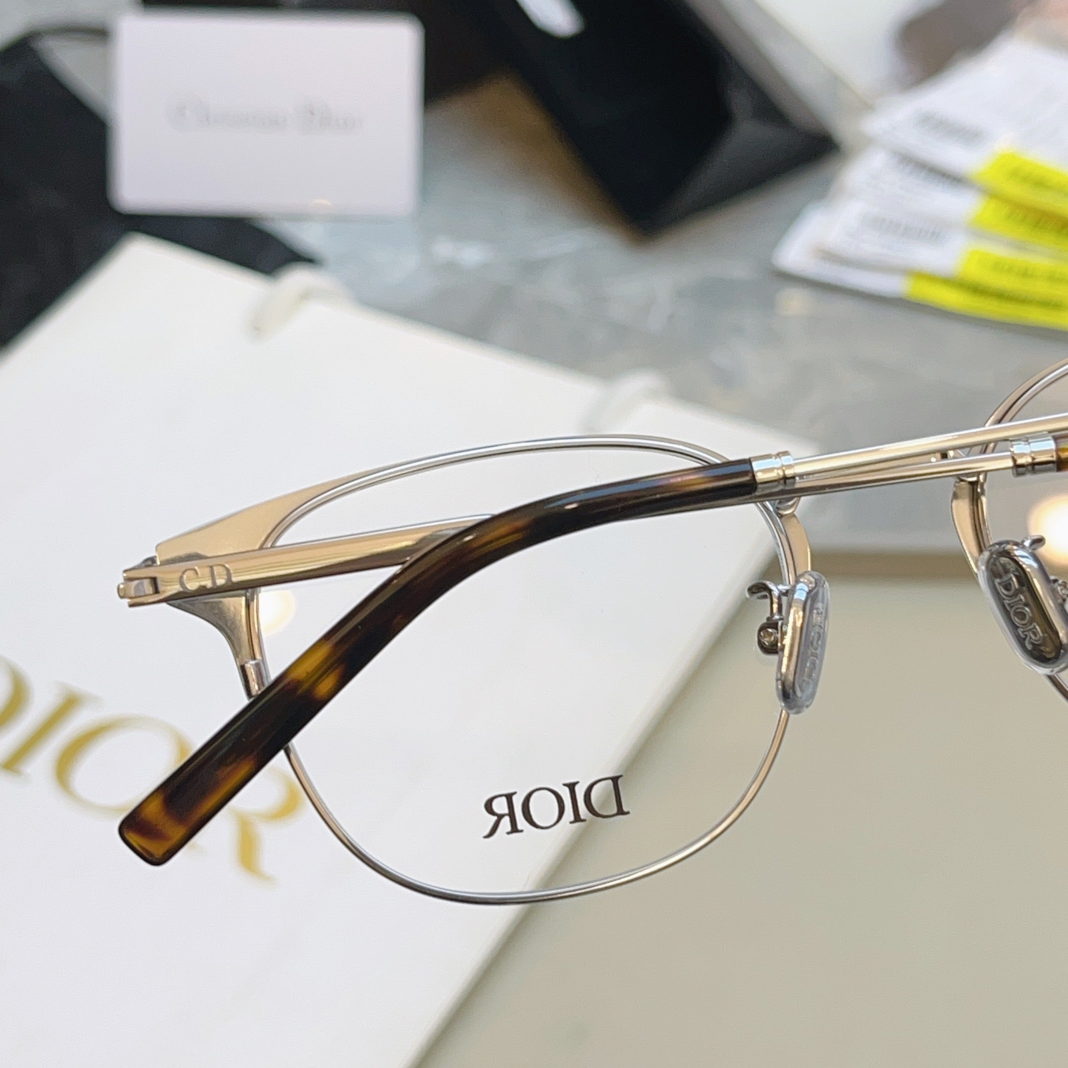 Dior DIOR Titanium Fashion Brown Lens Sunglasses for Men & Women - 465392 - detail image 6