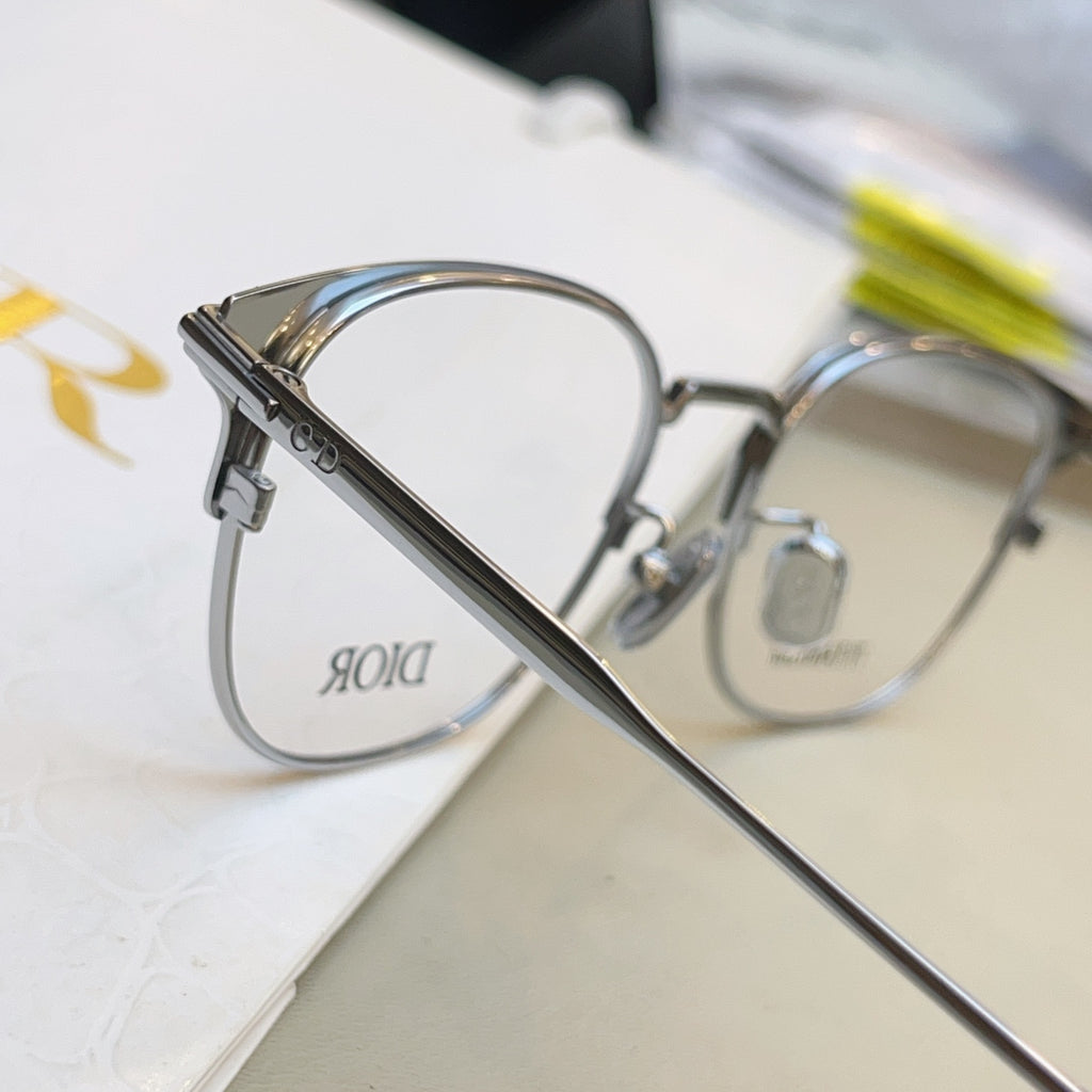 Dior DIOR Titanium Fashion Silver Lens Sunglasses for Men & Women - detail image 8