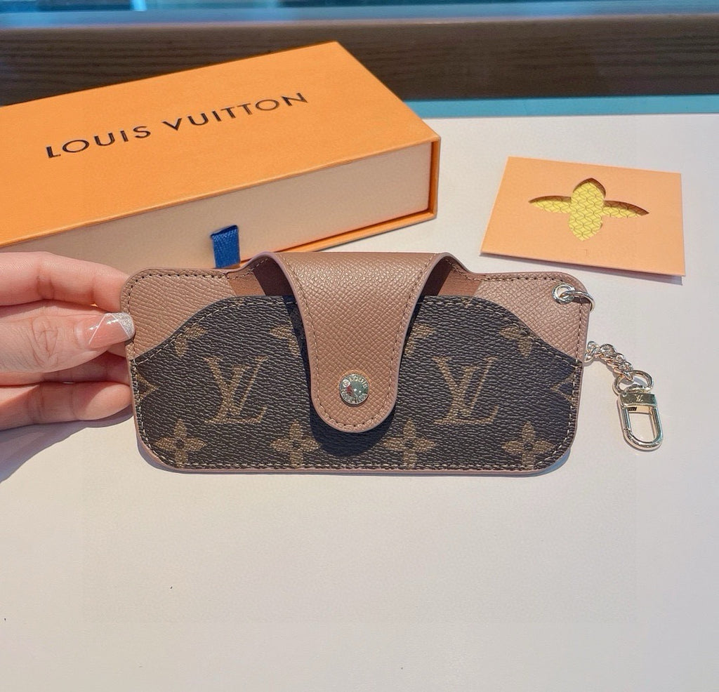 Louis Vuitton Fashion Black Lens Sunglasses for Men & Women - 464626 - detail image 4