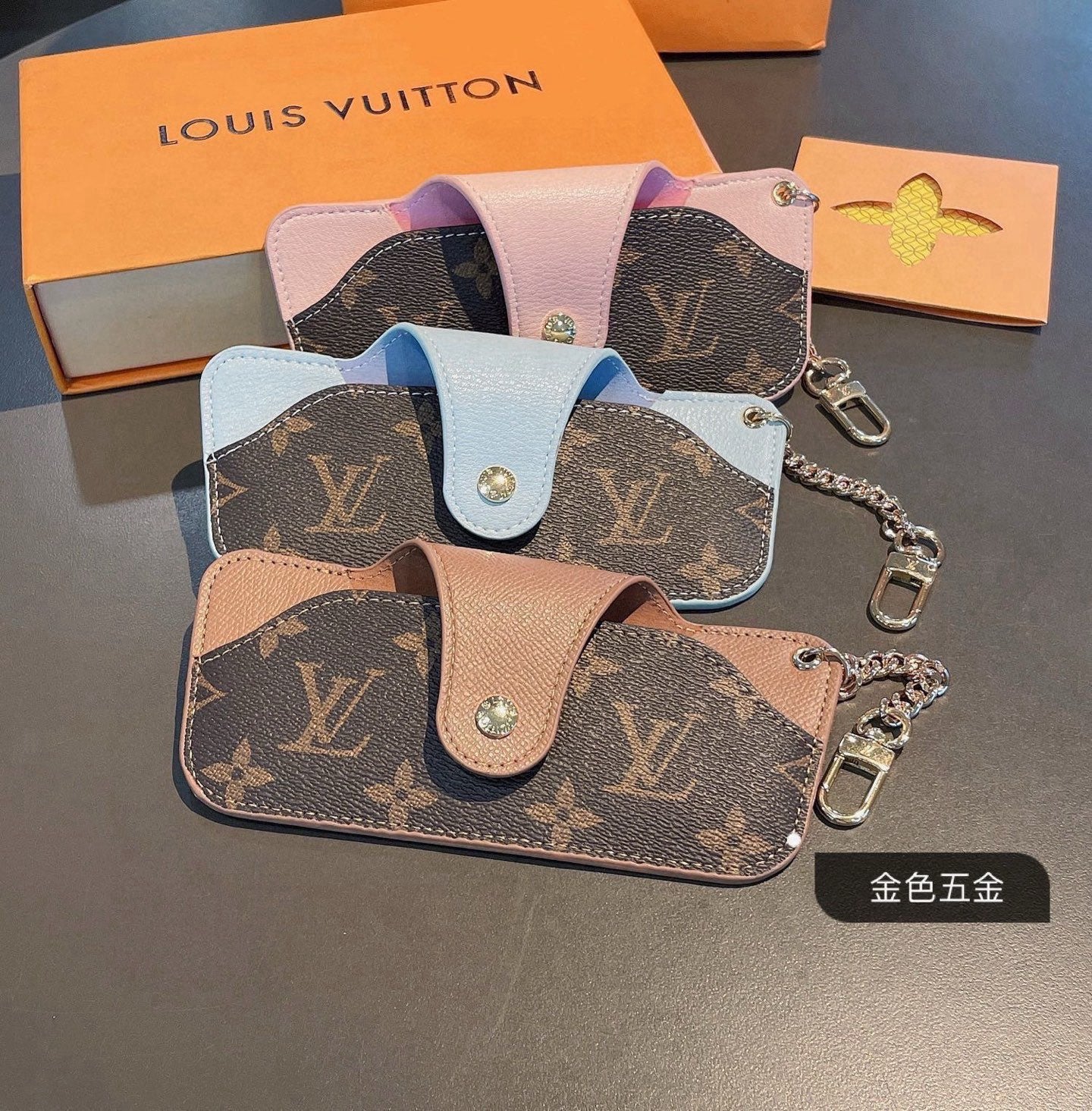 Louis Vuitton Fashion Blue Lens Sunglasses for Men & Women - 464627 - detail image 3