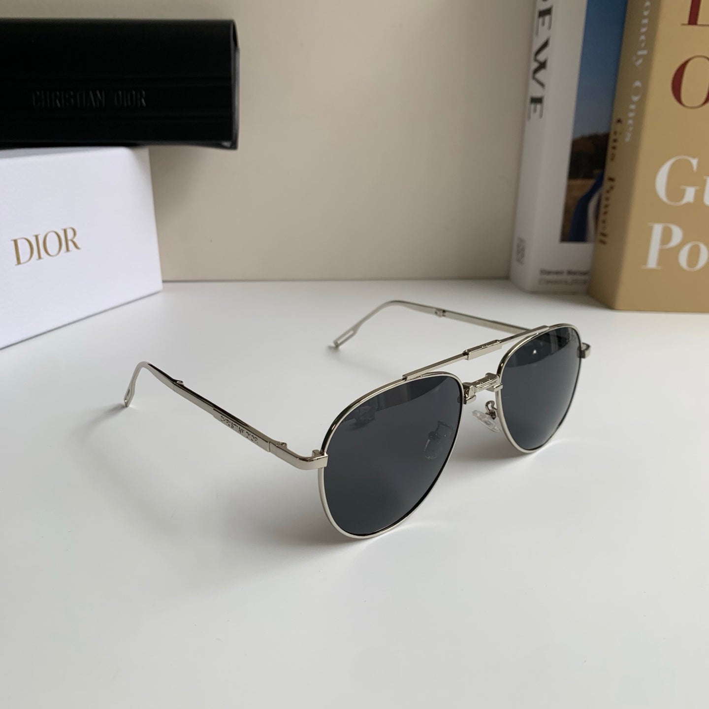 Dior Polarized Metal Fashion Silver Lens Sunglasses for Men & Women - 465410