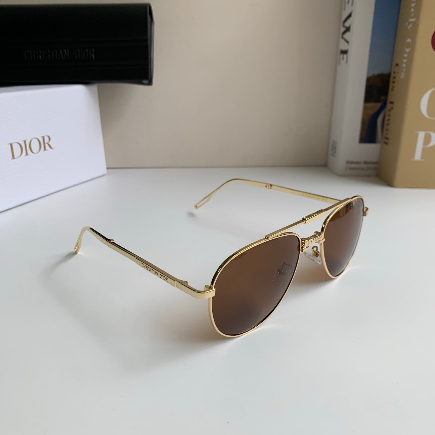 Dior Polarized Metal Fashion Silver Lens Sunglasses for Men & Women - 465412