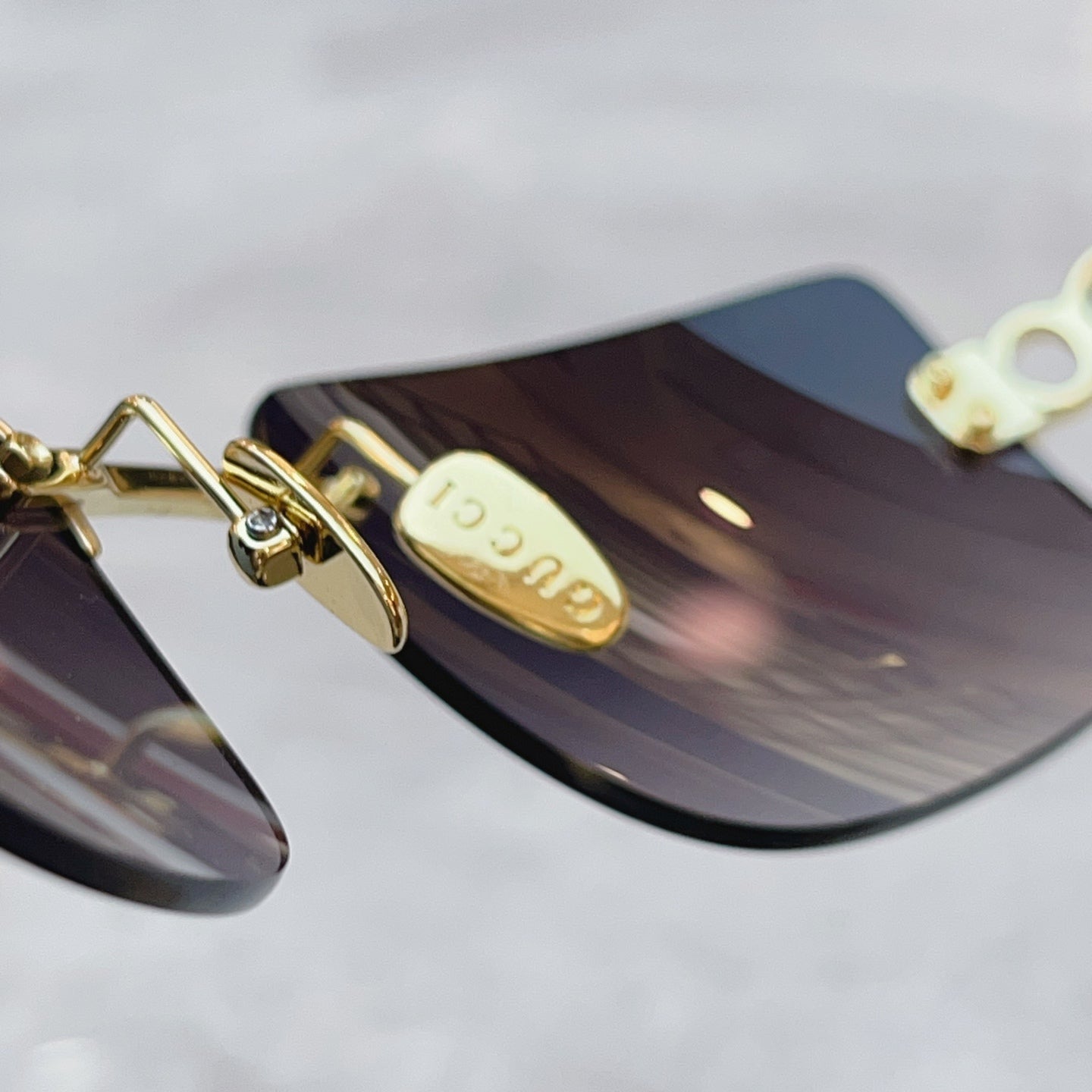 Gucci GG2038S Fashion Silver Lens Sunglasses for Men & Women - detail image 8