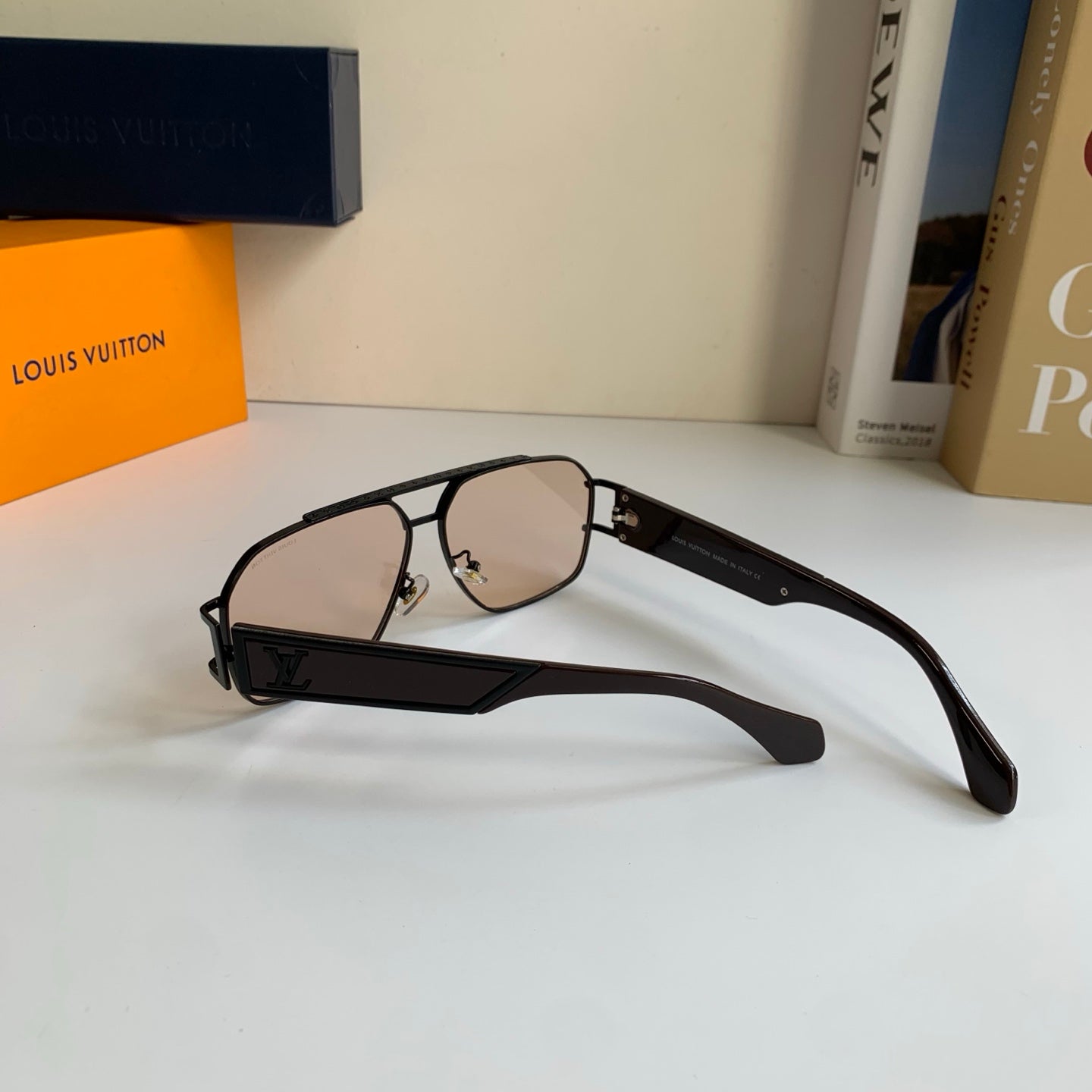 Louis Vuitton Metal Aviator Silver Lens Sunglasses for Men & Women - 493135 - detail image 7