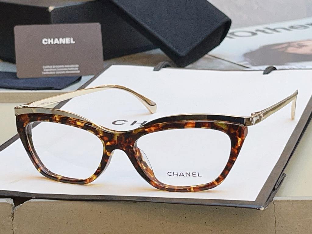Chanel CH4299 Fashion Black Lens Sunglasses for Men & Women - 493500 - detail image 3